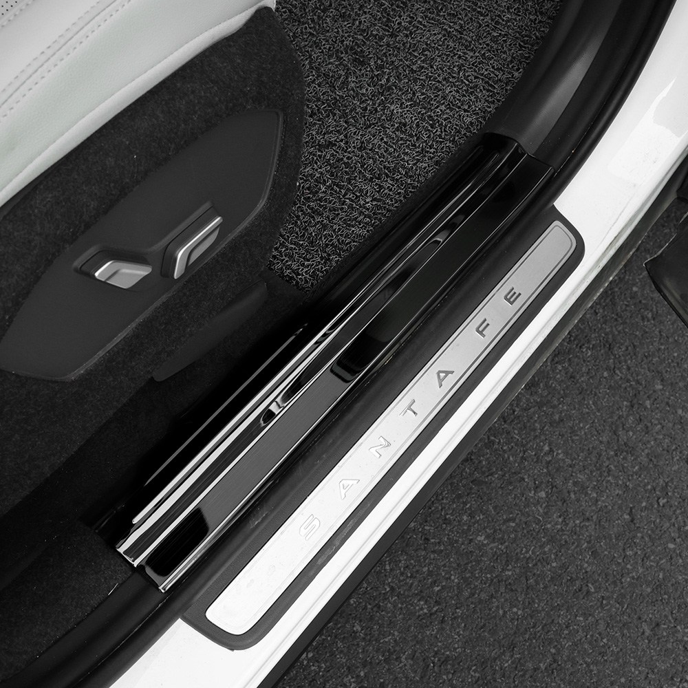 영카클럽 디올뉴 싼타페MX5 호환 도어스텝 커버 스크래치 방지 몰딩 용품, 유광블랙, 기타 44,300원