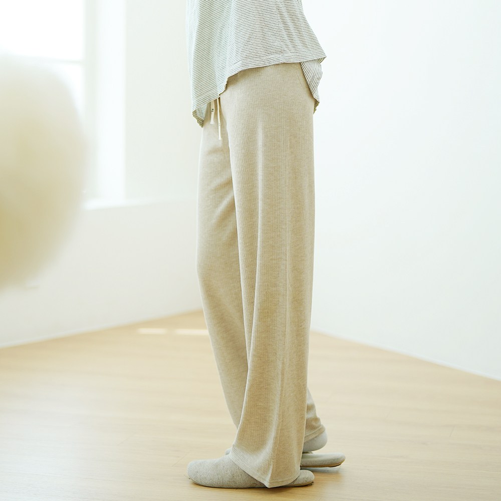 루본 골지 스판 찰랑 일자 세미와이드 밴딩 팬츠 간절기바지 여름바지 집바지 추리닝바지 9,800원