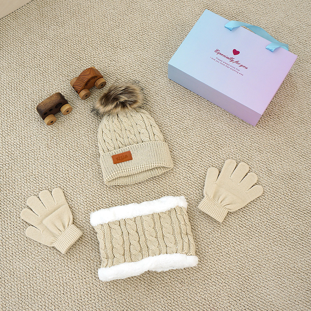 키저스 아동용 패션 방한모자 + 장갑 + 넥워머 선물 세트 20,720원