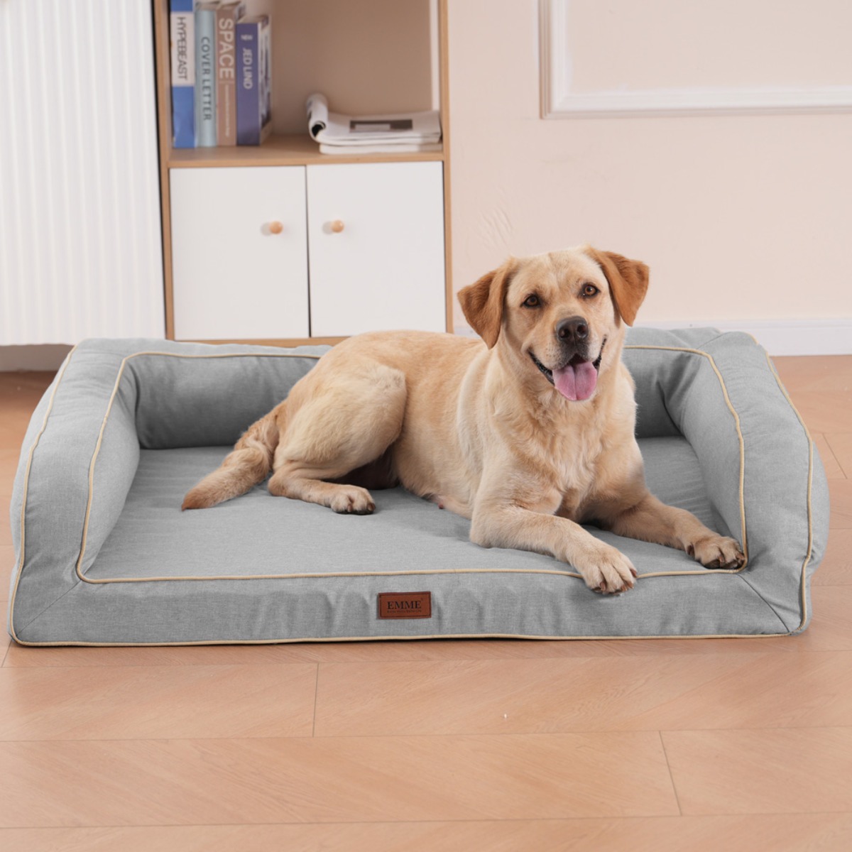 EMME 강아지 베드 청소가 쉬운 방수 펫 베드 소파 세탁 가능한 통기성 좋고 눅눅하지 않은 베개 포함 쿠션감이 뛰어난 고반발 노령견 강아지 고양이 다둥이 사육용 분리 가능한 커버 22,350원