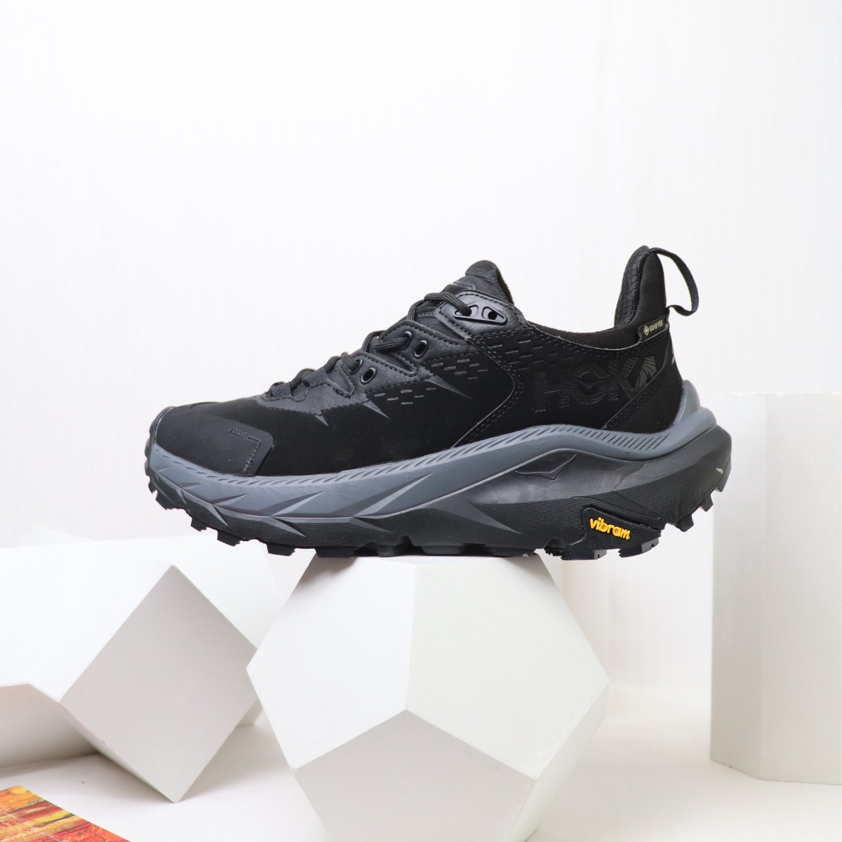 호카 공용 카하 2 로우 GTX 남성 피트니스 러닝화 아웃도어 트레킹화 여성 마라톤 운동화 스니커즈 클리프톤 1123190-BBLC 186,880원