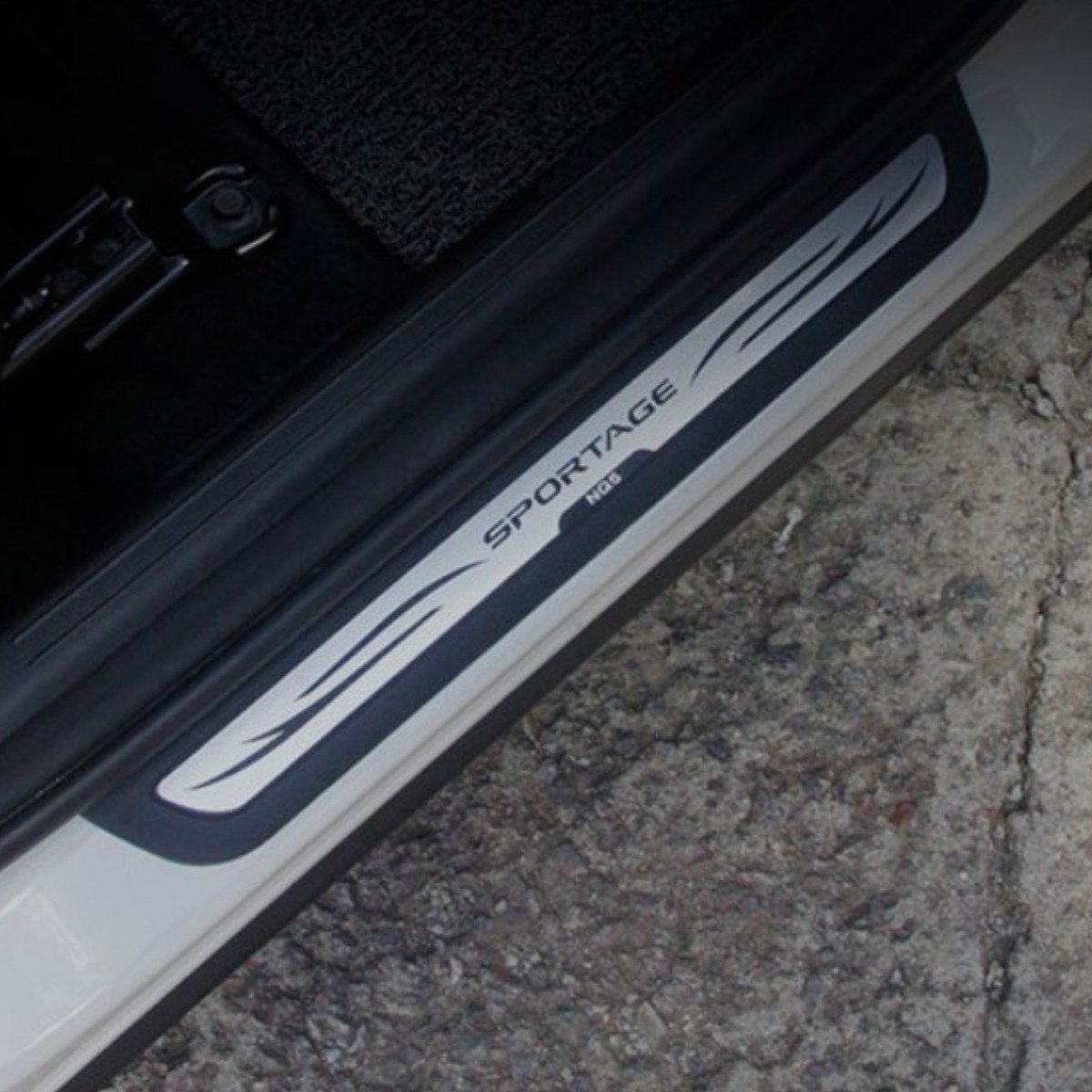 CS 기아 더뉴 스포티지 NQ5 호환 도어스텝 스크래치 방지 몰딩 용품 25,000원