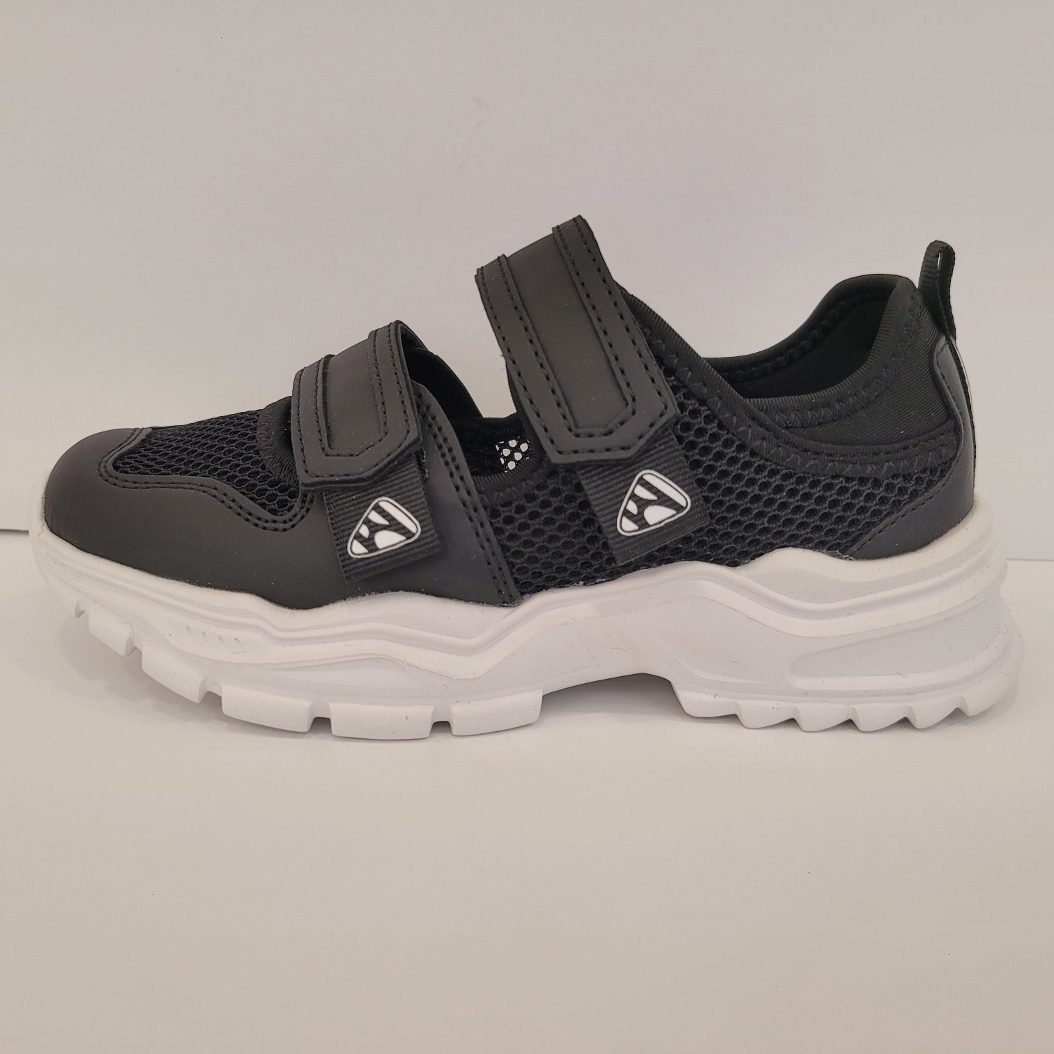 프로월드컵 (PWX) 제인 스니커즈 아동용 샌들 운동화 매우가볍고 미끄럼방지 쿠션좋은 신고벗기 편한 찍찍이 타입의 세련된 디자인의 스니커즈 샌들 운동화. 49,000원