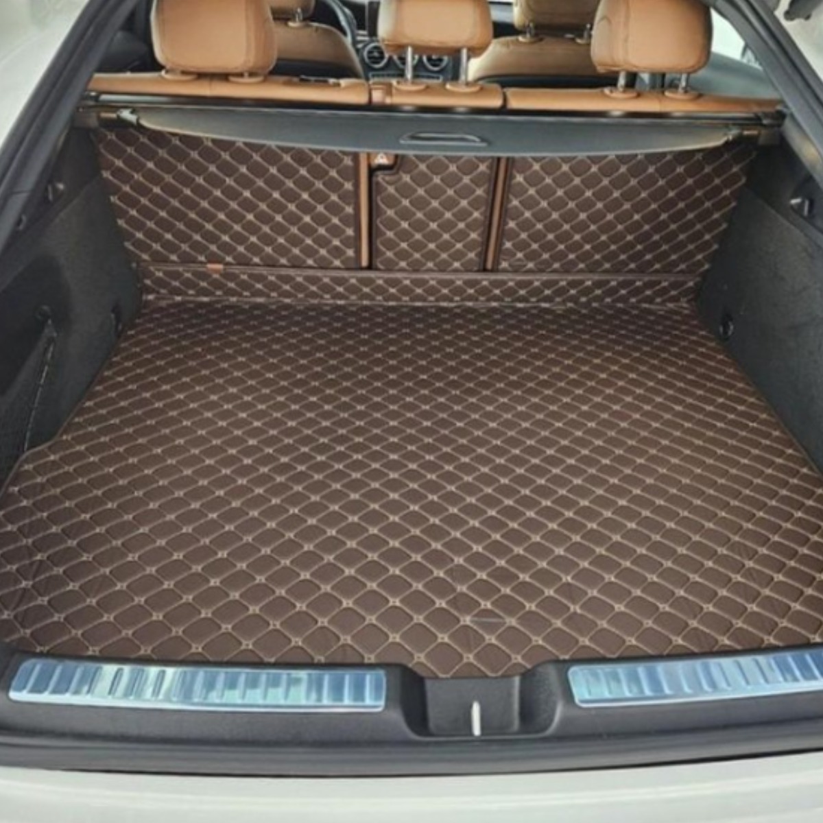 쉐리샵 벤츠 GLC 쿠페 차박용 퀄팅 가죽 트렁크매트 용품 (2열등받이 일체형) 68,000원