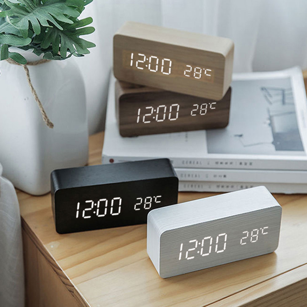 지아이비 LED 우드 디지털 탁상시계 무소음 13,600원