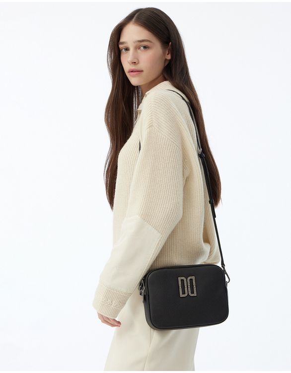 닥스ACC 25SS 스테디셀러 블랙 DD로고 소가죽 크로스백 WCBA5E491BK 767680 350,800원