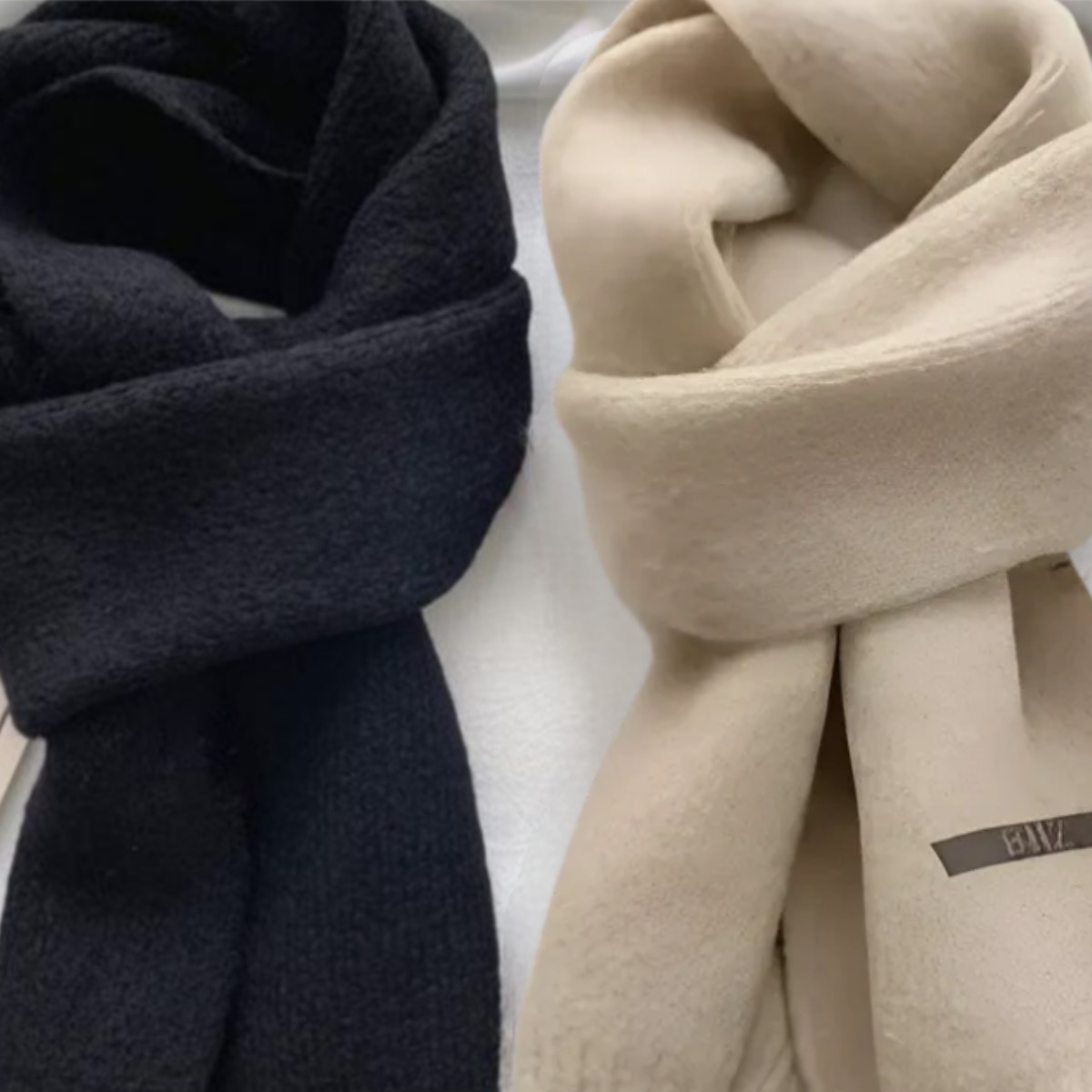 [1+1] 남녀공용 포근 니트 목도리 겨울 방한 머플러 (베이지+블랙) 29,000원