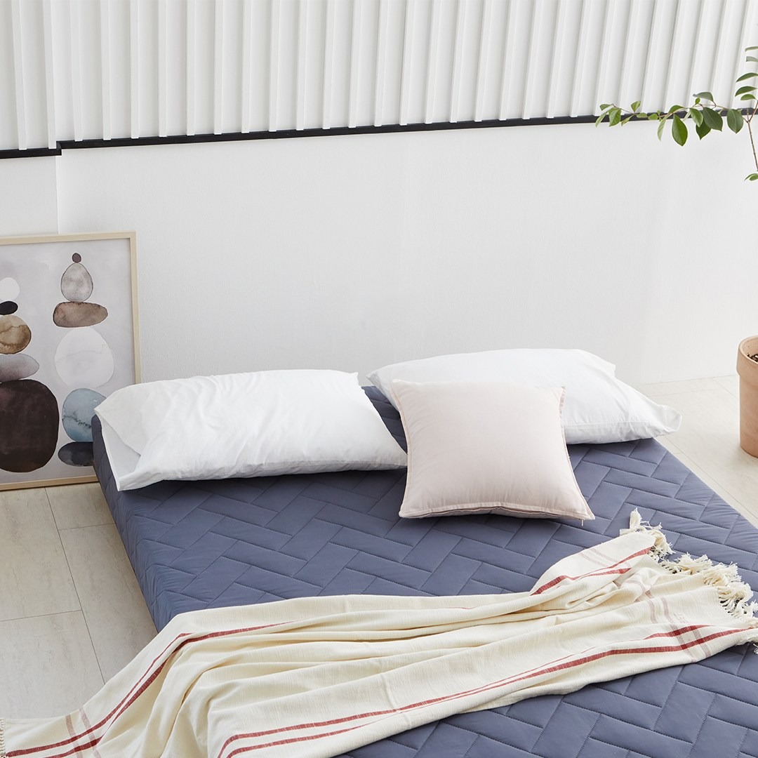 [수장고1977] 보관 스트랩 증정 국내생산 포근한 9존 바닥 침대 헤링본 토퍼 매트리스 3컬러 MS/SS/Q 89,000원