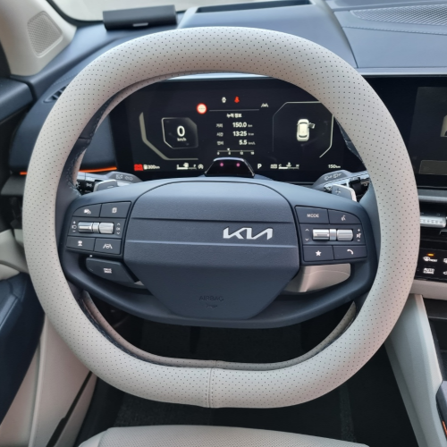 이와이카 자동차 가죽 더블D컷 핸들커버 EV3 EV4 EV5 EV6 EV9 쏘렌토2026 더뉴K8 스포티지2025 카니발2025 PV5 셀토스 토레스 필랑트 캐스퍼 아우디이트론 35,800원