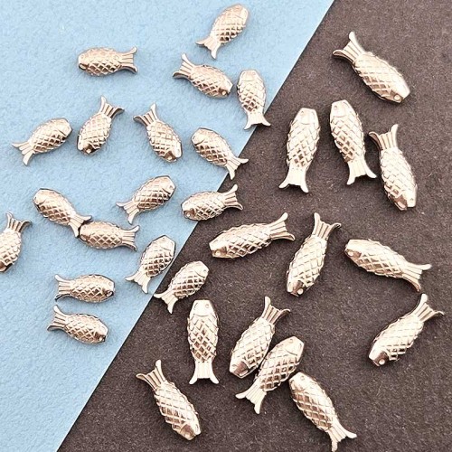 비즈톡 [S4-01-001]써지컬스틸 펜던트 비늘물고기통과형 S/L 무도금 물고기펜던트 750원