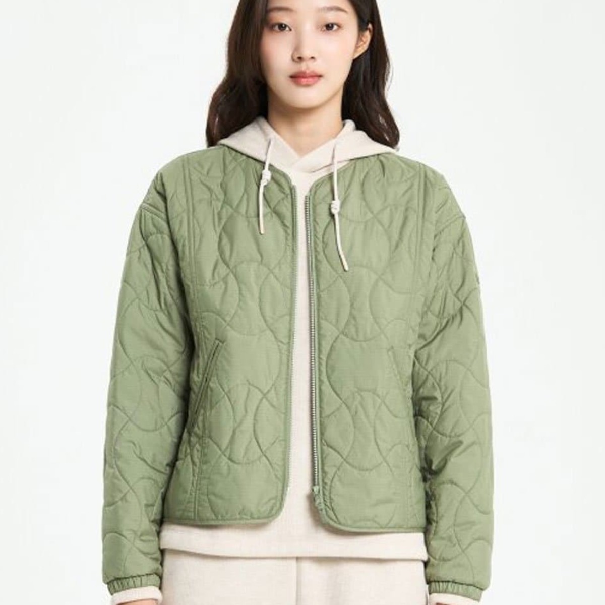 [국내백화점] K2 실크스타 웨이브 여성 겨울 신상 간절기 실크 패딩 246,800원