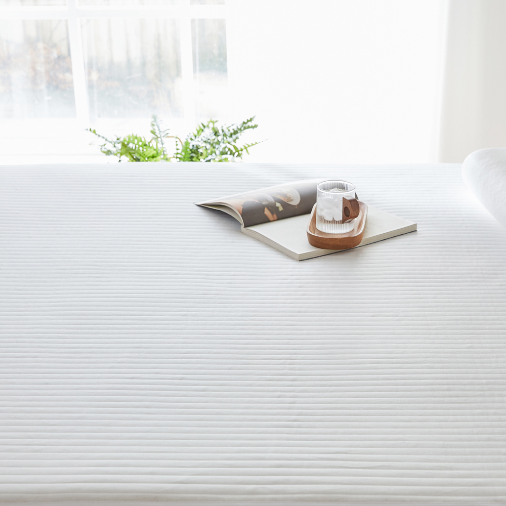 아담데코 휴비스 듀라론 콜드키퍼 퓨어아이스 냉감 침대패드 + 냉감 베개패드 세트 67,900원