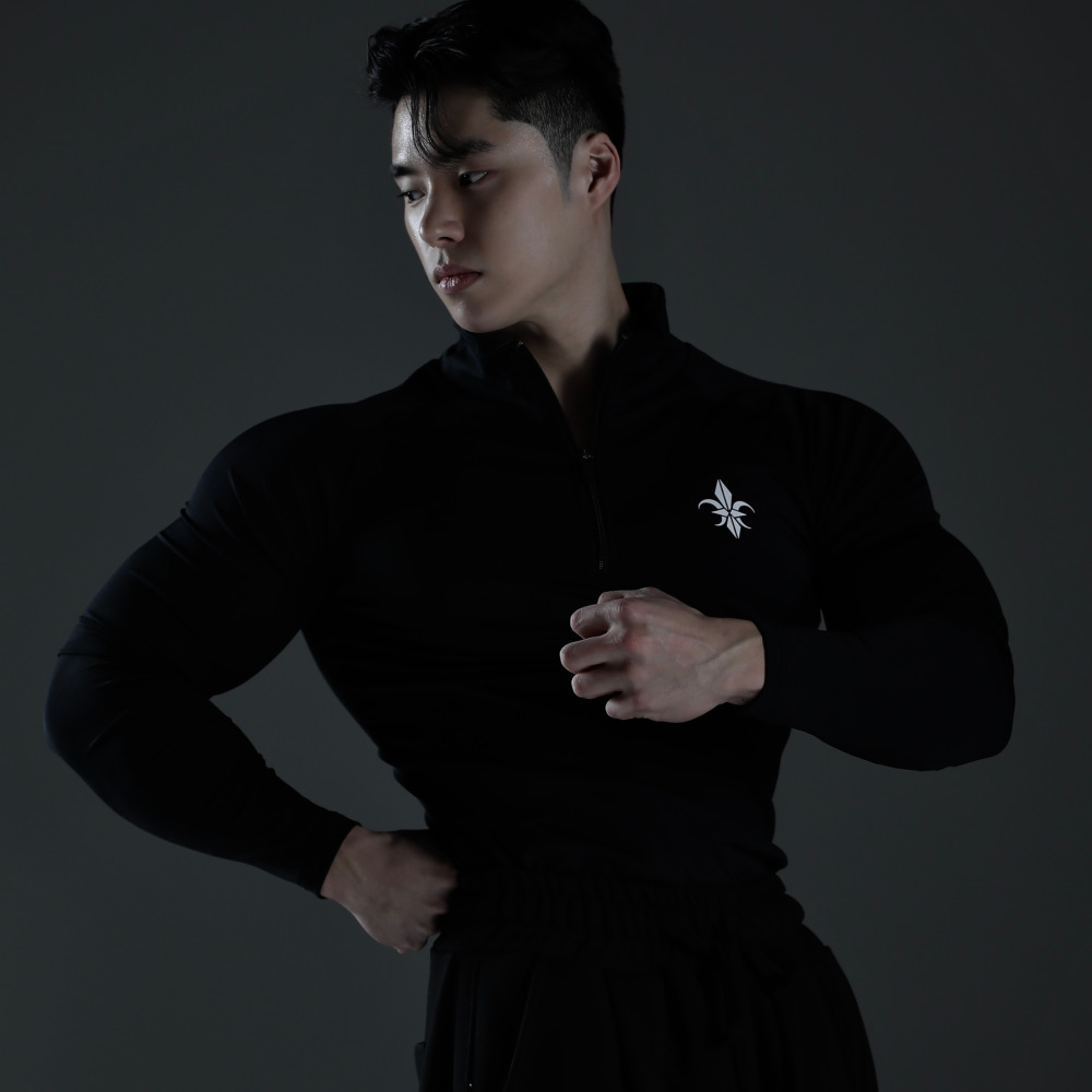 카미드 컴프레션 하프집업 긴팔 76,500원