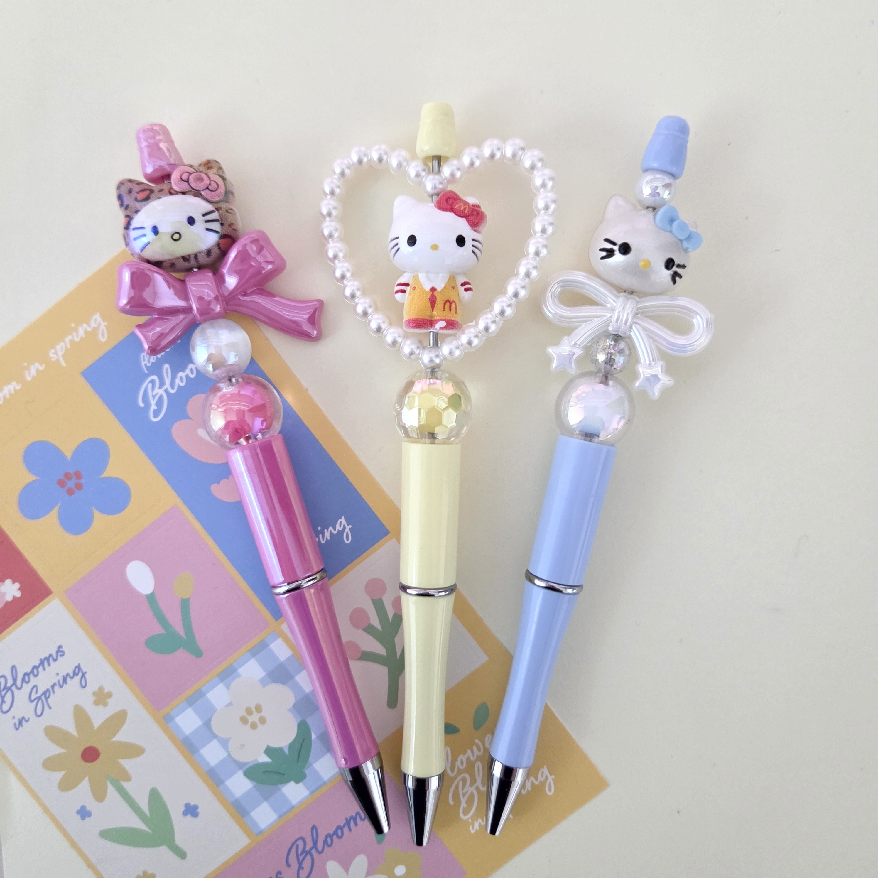 볼펜꾸미기 세트 귀여운 캐릭터 고양이 볼펜 DIY 볼꾸 비즈꾸미기세트 학생선물 핫템, 1팩, 5 15,900원