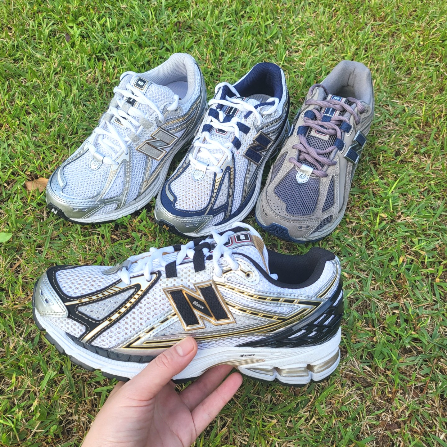 뉴발란스 1906 화이트골드 화이트네이비 (국내매장판) 199,000원