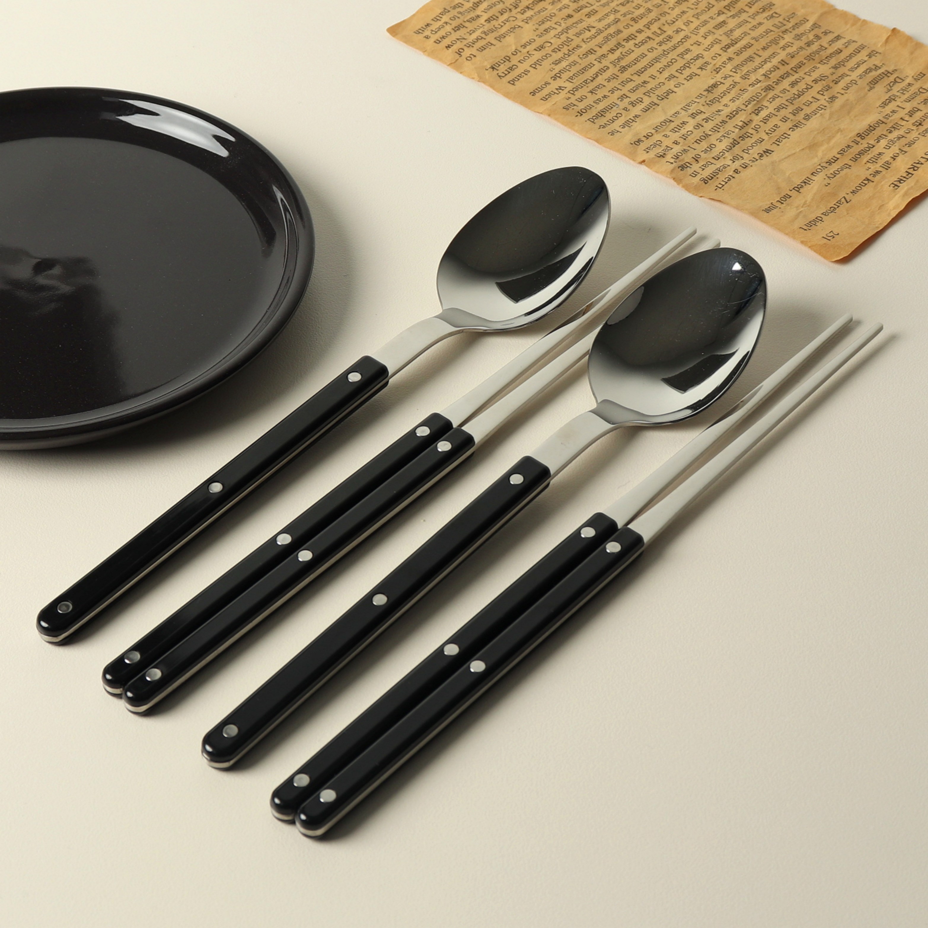 [파격사은품] 모니카 수저 2인세트, 2세트, 숟가락+젓가락, 블랙 17,900원