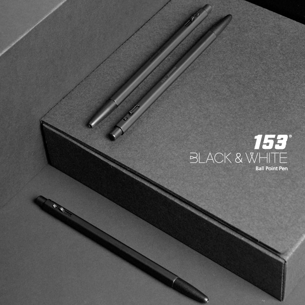 (MONAMI) 모나미 153 블랙 앤 화이트 펜 1자루 22,500원