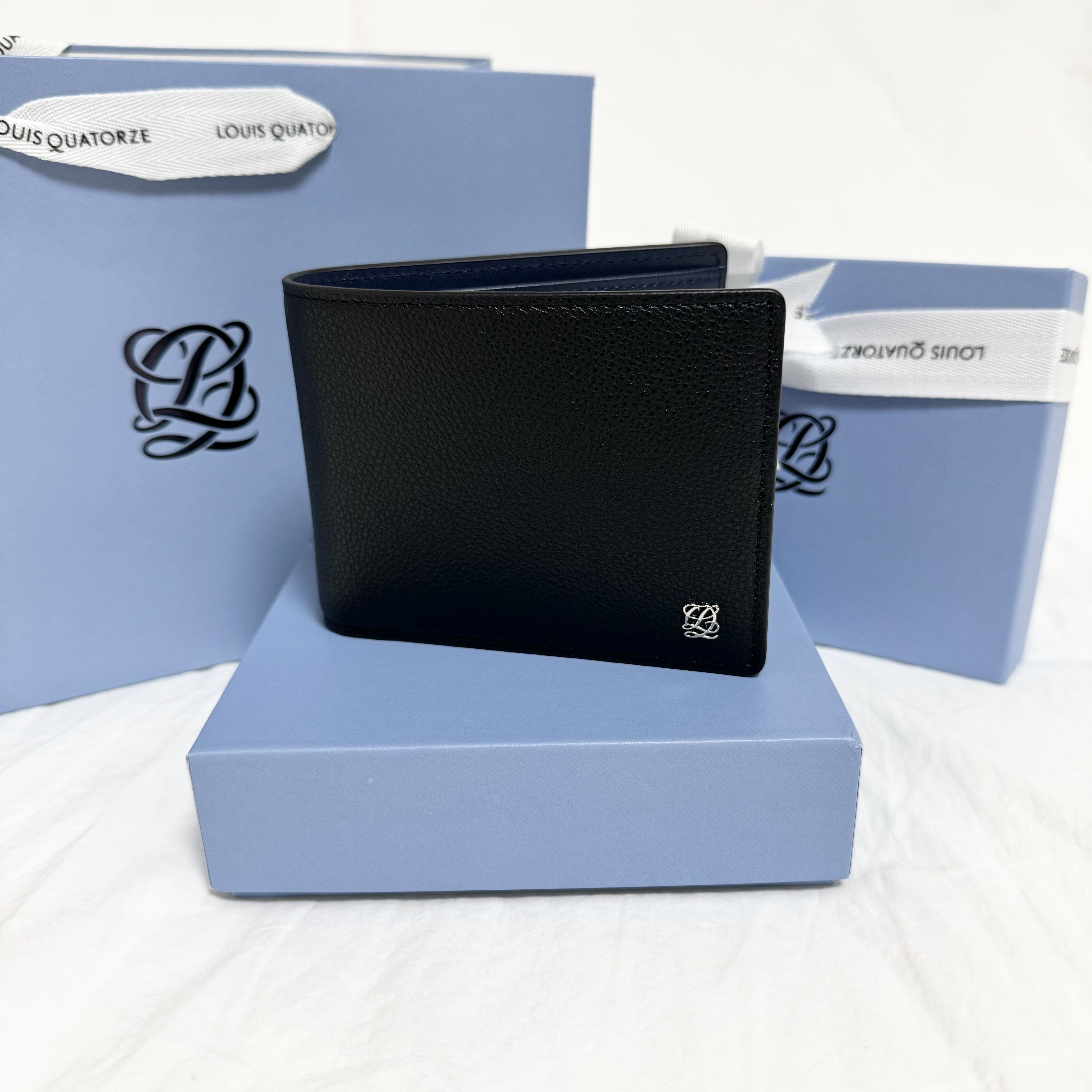 (국내백화점판 A/S 가능) 루이까또즈 남성 소가죽 반지갑 (리본선물포장) 69,900원