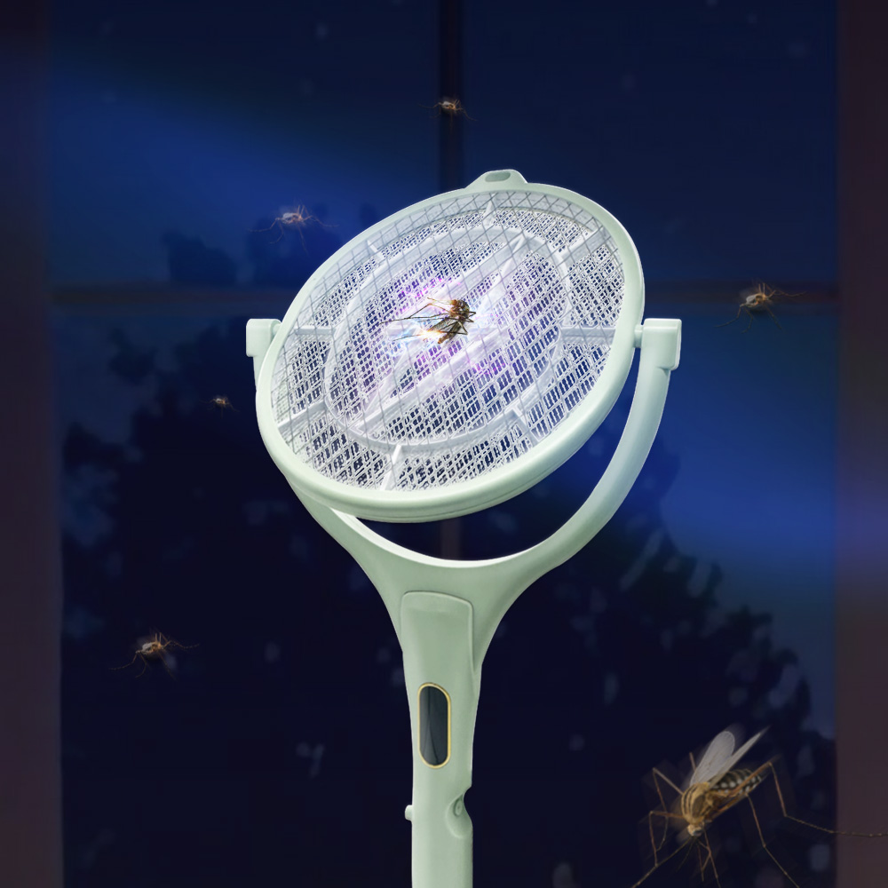 아이앤트 360도 스윙 모기채 배터리 잔량 표시 휴대용 캠핑 전기 전자 충전식 모기채 35,900원