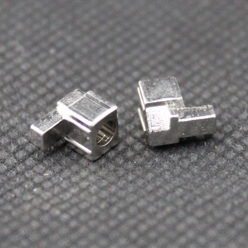 닌텐도 스위치 조이콘 / 셀프수리 메탈걸쇠 2개 1,900원