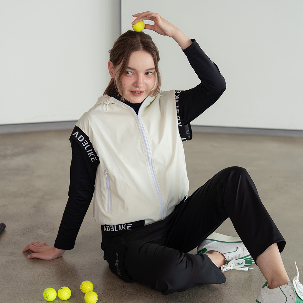 아델라이크 겨울 소매 레터링 포인트 패딩 후드 베스트 빅사이즈 여성골프웨어 파크골프옷 겨울 골프조끼  여성골프조끼 후드베스트 겨울 조끼  후드집업 방풍조끼 파크골프옷 여성골프웨어 98,000원