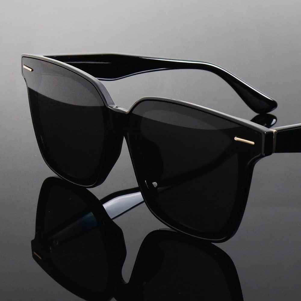 남자 여자 빅사이즈 선글라스 남성 여성 블랙 사각 뿔테 오버핏 오버사이즈 큰선글라스 25,800원