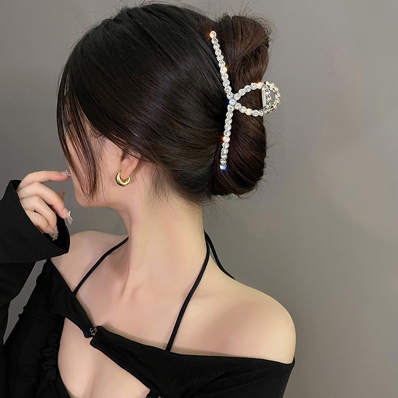 오쏘크 고급분위기 진주 큐빅 대형 집게핀 3종세트 17,900원