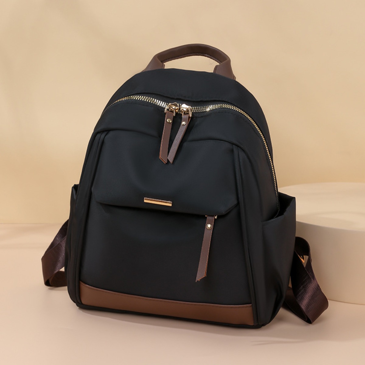 에이쏘르 가벼운 심플 여성가방 대학생 직장인 방수백팩 18,890원