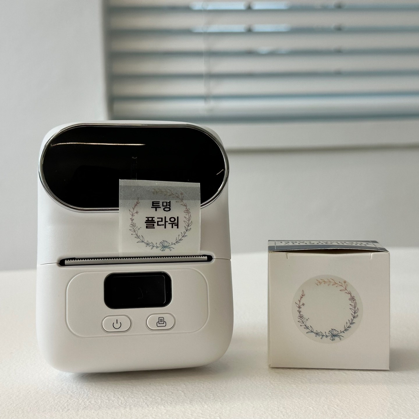 비앤에스 블루투스 미니 라벨프린터 M110 휴대용 바코드출력 라벨지 농놀 다꾸 7,000원