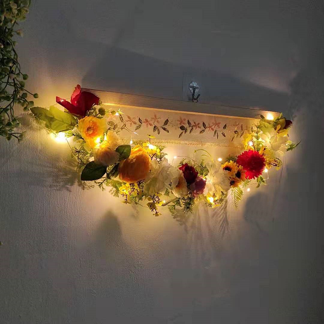 가더GADE 조화가랜드 크리스마스리스 벽트리 이색트리 벽장식 인테리어소품꽃실크플라워장식 오너먼트 원목 자수레이스 49,900원