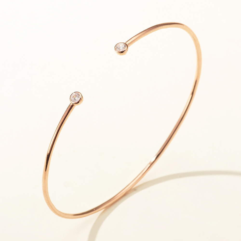 새미쥬얼리 여성용 14k 투큐 큐빅 뱅글 팔찌 + 쇼핑백 1,022,000원