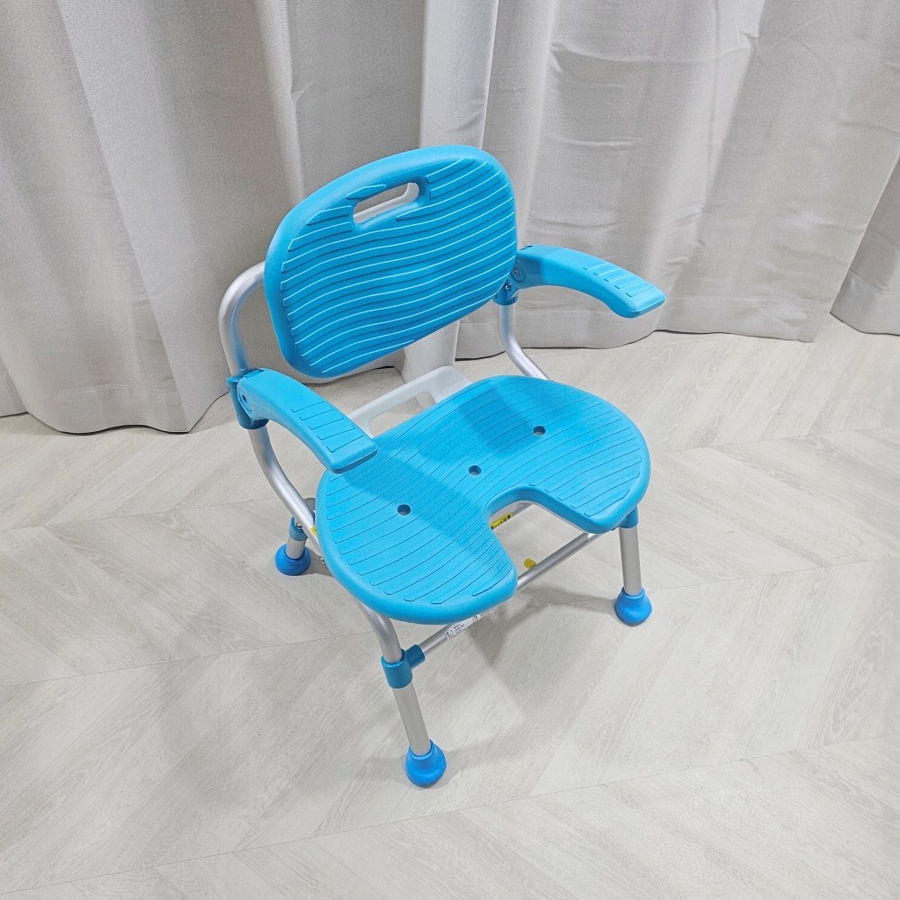 환자 접이식 등받이 목욕의자 KSCU01 노인 어르신 고령자 임산부 장애인 욕실 화장실 목욕탕 샤워 의자 낙상방지 요양원 요양등급 실버용품 노인용품 15,120원