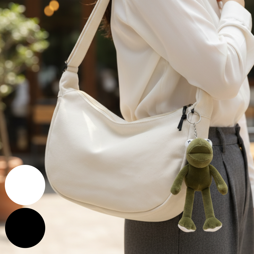 핑크웨일 남녀공용 보부상 반달 크로스백 개구리 키링 빅사이즈 대용량 캔버스 가방 15,800원