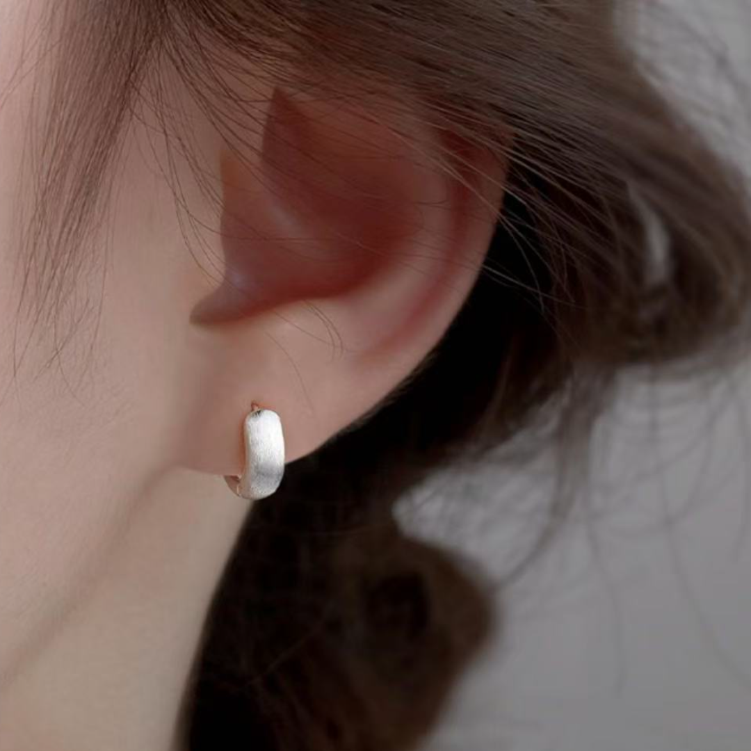 다예코 소프트 매트 미니 링 귀걸이 12,100원