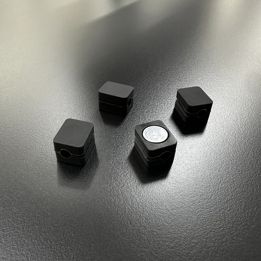 슈파 톡 자석 케이블 홀더 전선 정리 고정 클립 마그네틱 선정리 6,900원