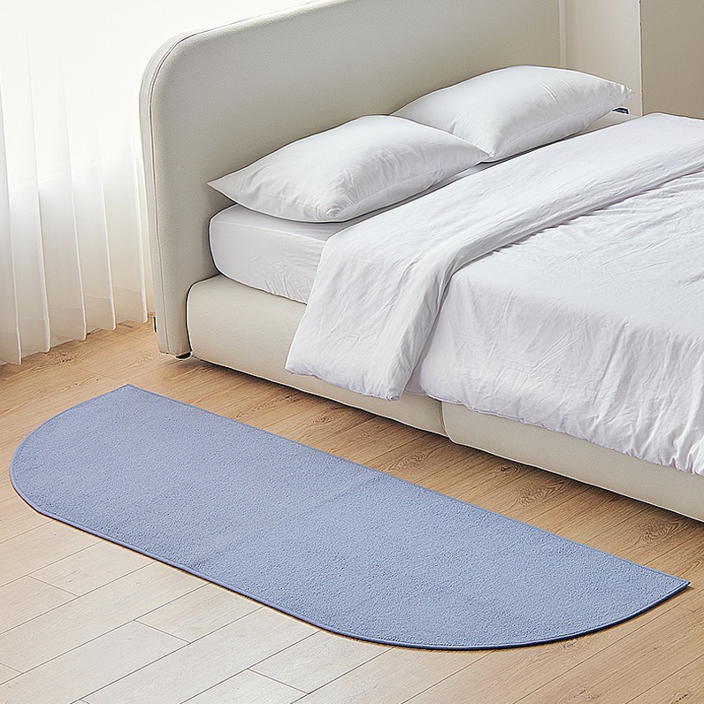 러그쏭 워셔블 허그미 반아치형 단모 침대 러그 18,800원