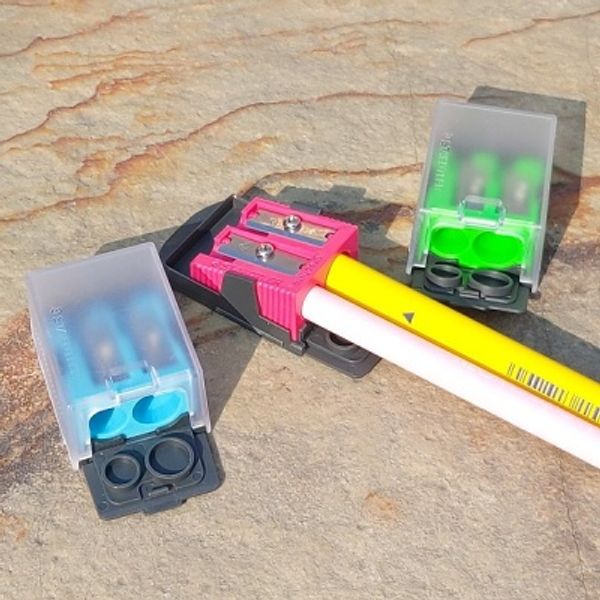 스테들러 점보연필 가능 2홀 캡형 연필깎이 512 60 1,700원