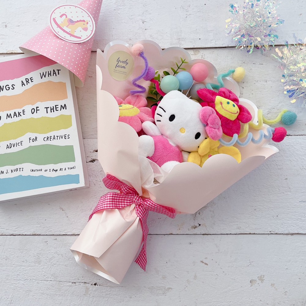 러블리팜 조화 산리오 해피 스마일 모루 꽃다발 32,820원