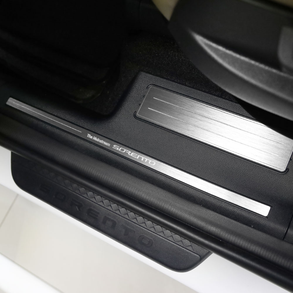 카우라 2025 쏘렌토 도어스텝 도어스커프 몰딩 용품 29,000원