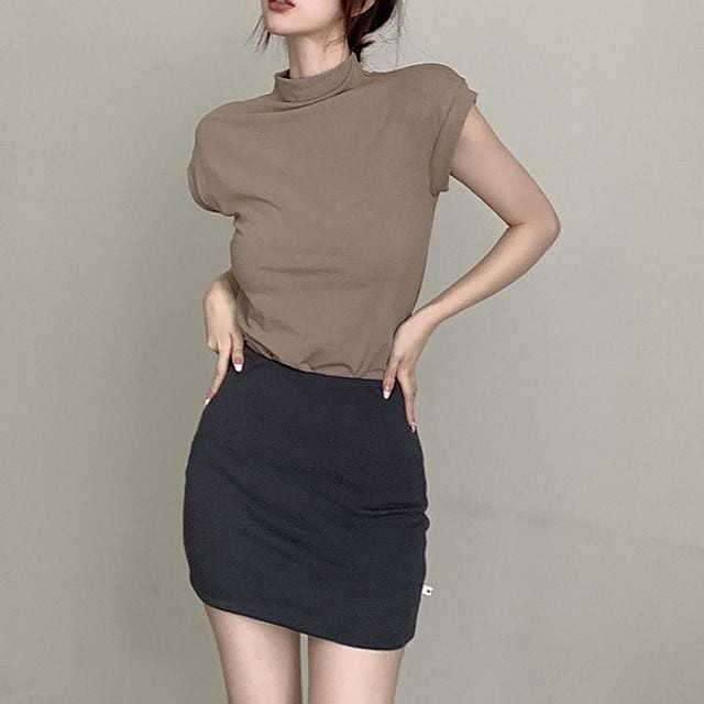 티셔츠 3색 세미크롭 반팔 반목 캡소매 가오리 하프 여성 50,520원