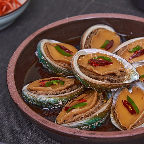 100% 국내산 싱싱한 완도전복 원기회복 일오삼씨 전복장, 1개, 2kg 70,400원