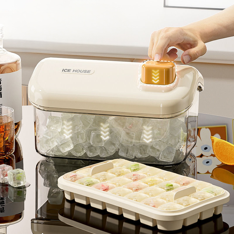 QICHU 원터치 얼음 트레이 28구/56구 아이스트레이 각얼음 얼음보관통 1단/2단얼음틀 + 집게 세트 154,000원