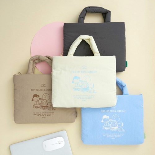 [텐바이텐] 스누피 패딩 아이패드 파우치백 (11인치) 36,000원