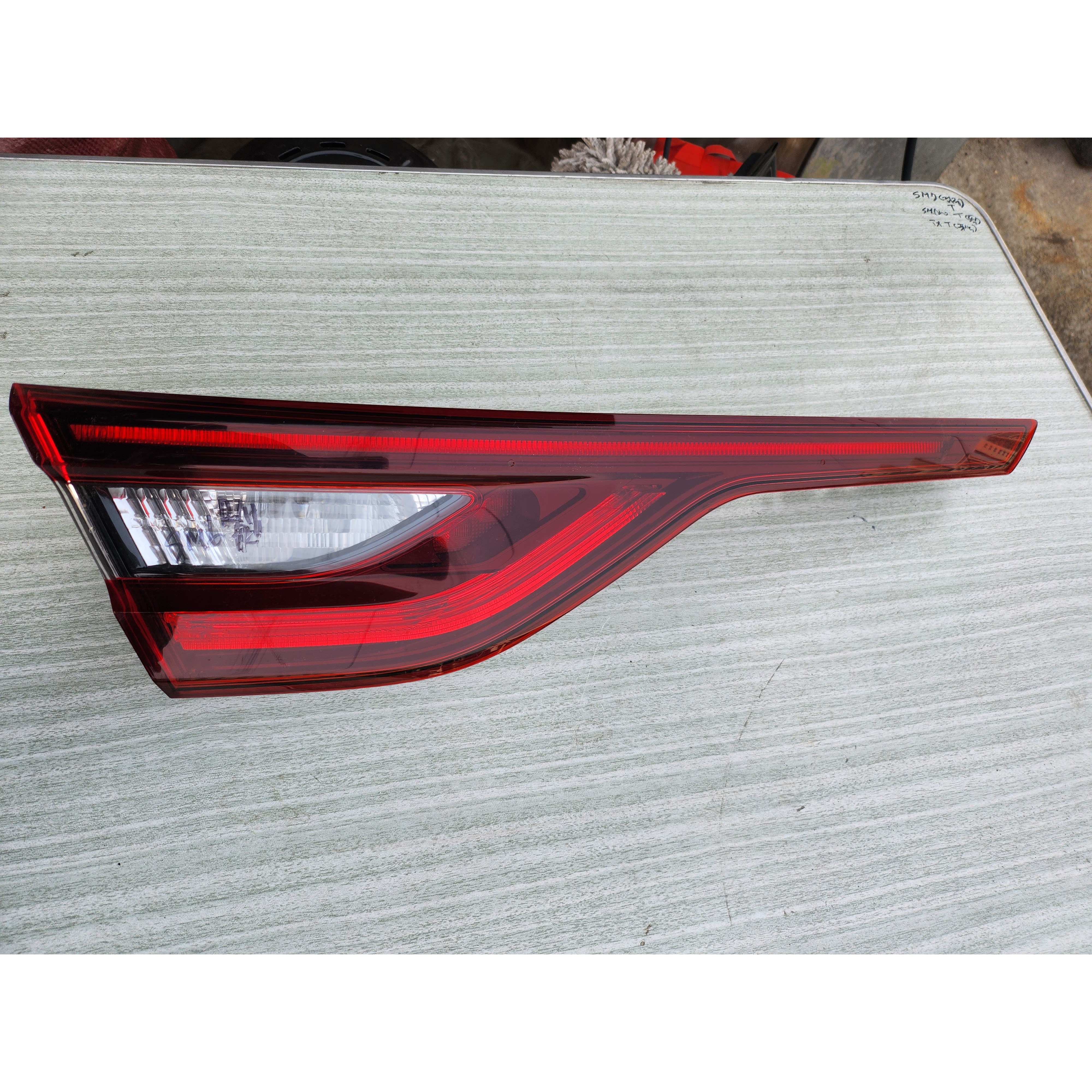 sm6 트렁크후미등, 36mm, 1개 59,000원