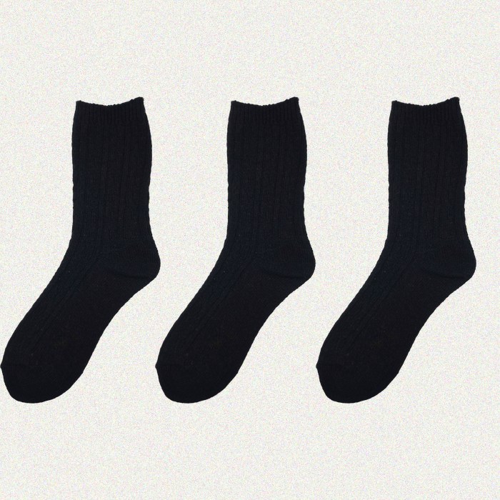 윌리엄리 여성 꽈배기 울양말 3족 9,200원