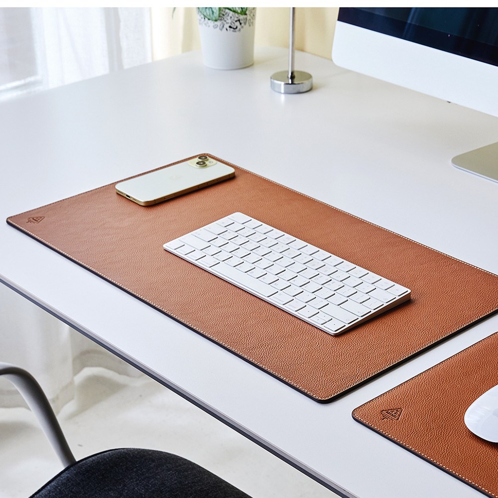 헤르만 디오리지널 데스크 매트 메모리 550 시리즈 - 이태리 가죽 이탈리아 천연 레더 매트 패드 책상 DESK TABLE 레더 141,700원