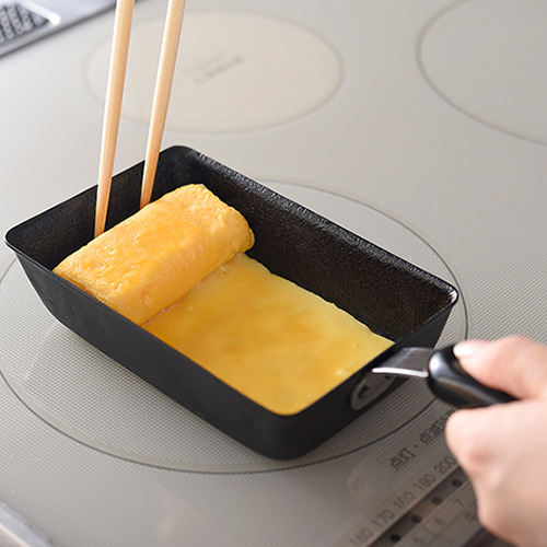 아네스트 인덕션 실리콘코팅 미니 계란말이 무쇠팬 78138, 27.5cm, 1개 35,000원