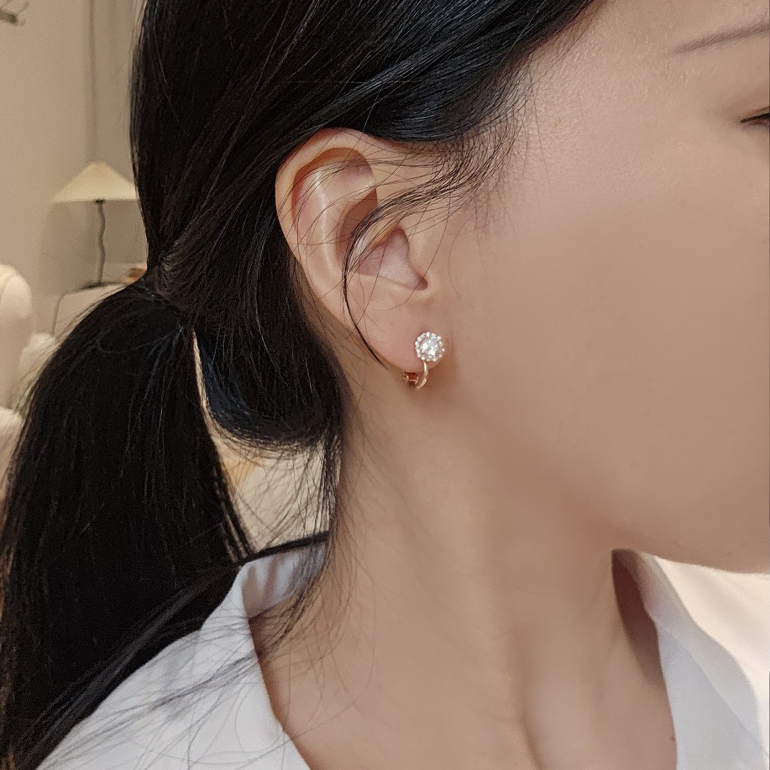 야나폴 귀안뚫는 원터치 크리스탈 귀걸이 17,800원