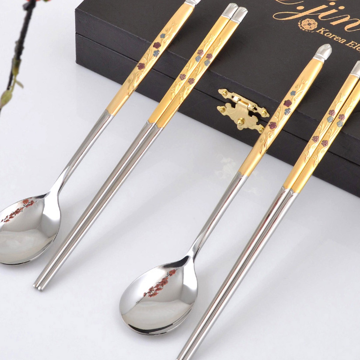 H. JIN 전통 단아매화 금수저세트/ 수저세트 고급형 스테인리스 2p 혼수 기념품 포장포함 전통무늬 세련된 디자인 답례품, 2개, 수저세트 45,000원