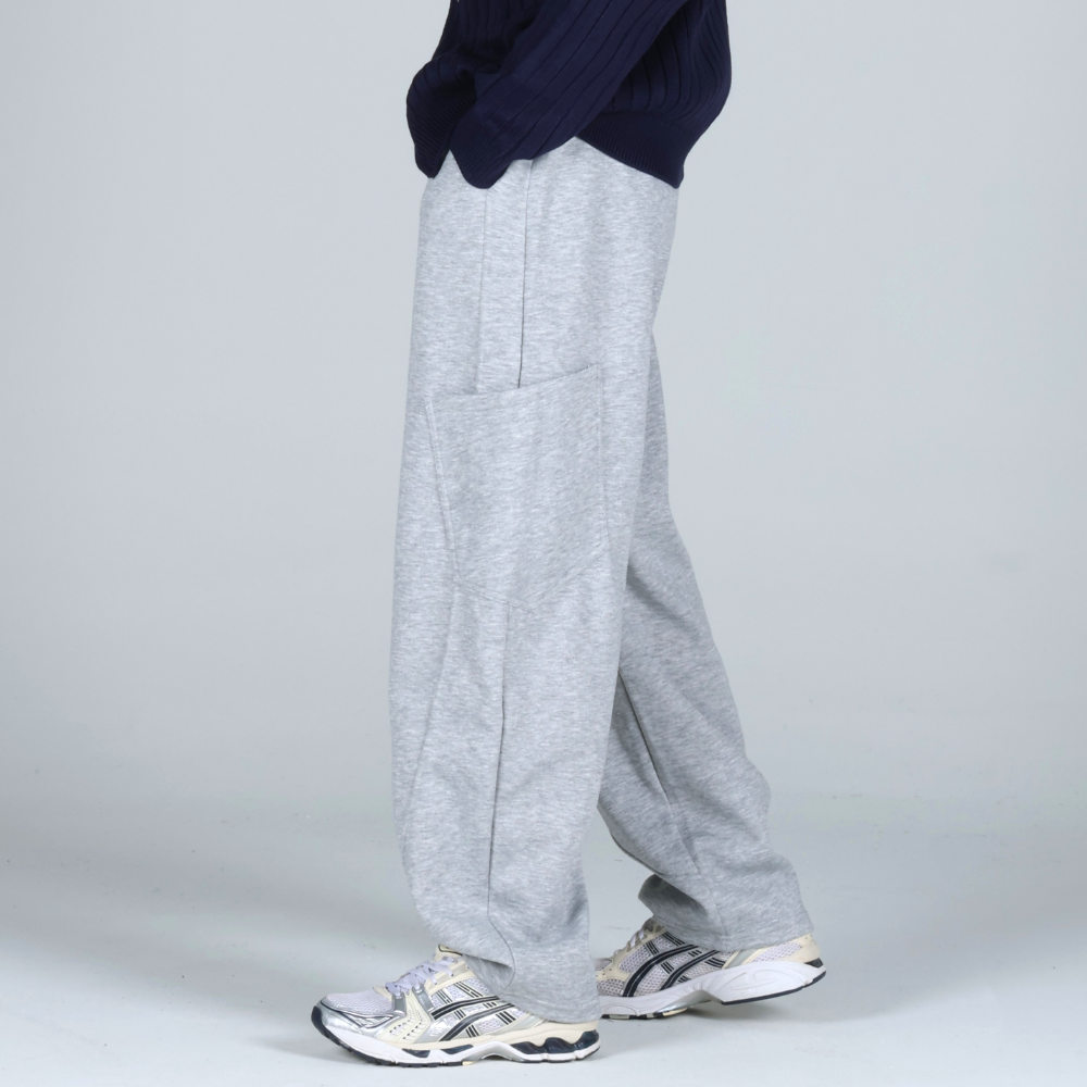 이브클로젯 남녀공용 포켓 커브드 트레이닝 와이드팬츠 6707-1 28,800원